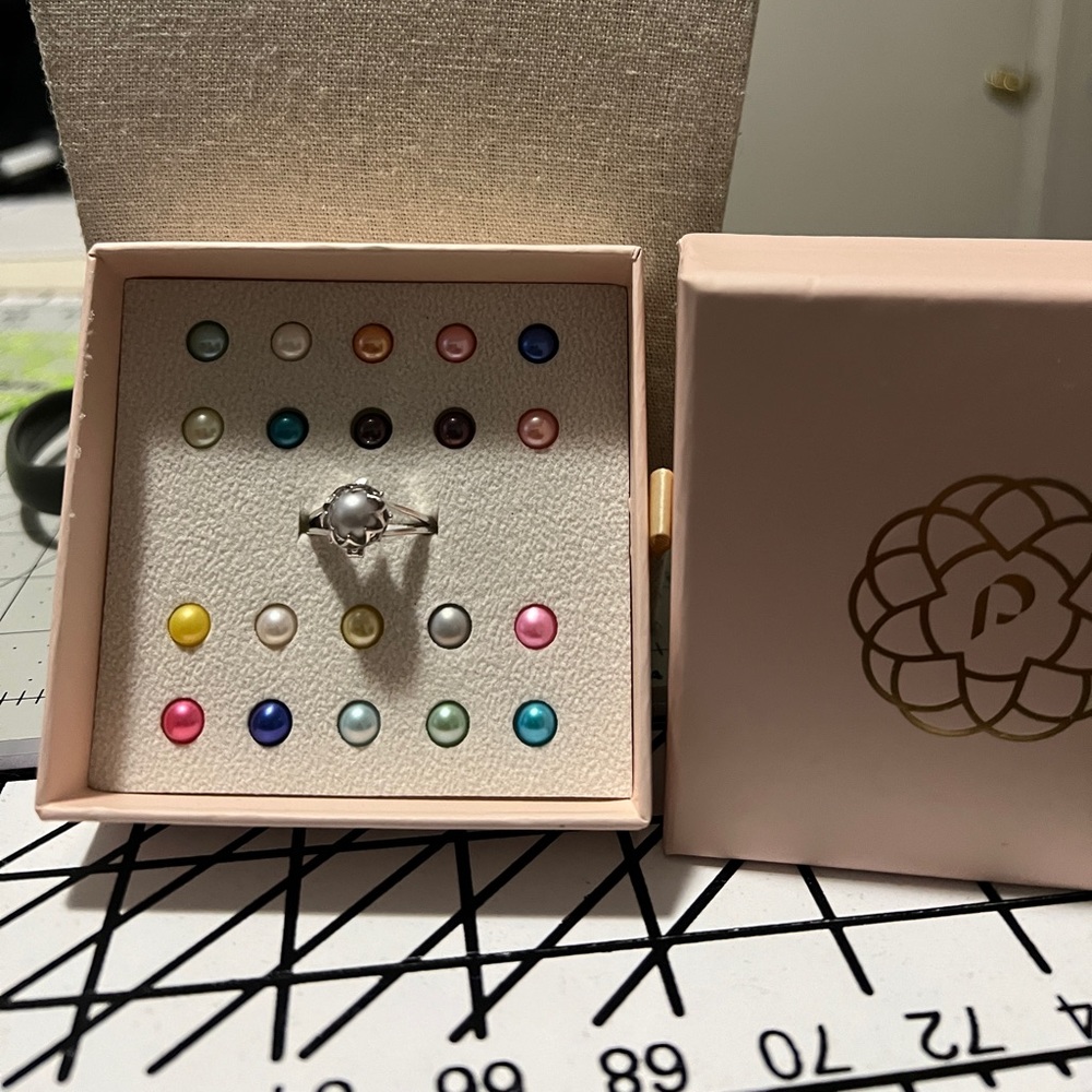 Pearl cage ring size 8
